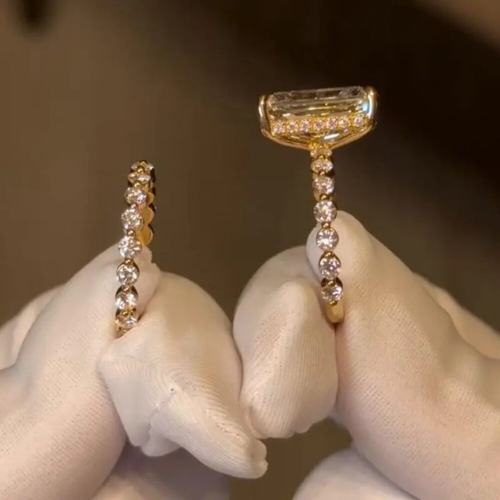 Timeless Elegance: 3-Carat Emerald Cut Diamond Ring Set